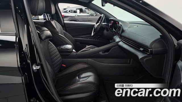 Hyundai AVANTE 2021 — photo 16