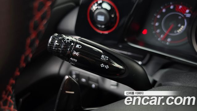 Hyundai AVANTE 2021 — photo 27