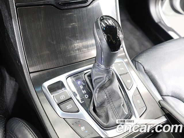 Hyundai Grandeur 2016 — photo 8