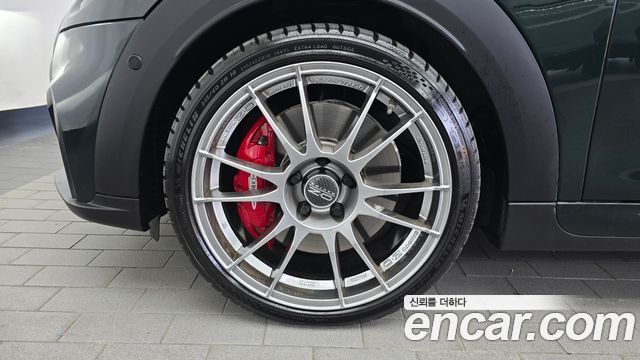 Mini Cooper Convertible 2023 — photo 5