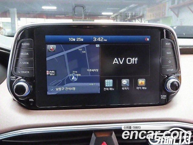 Hyundai Santafe 2020 — photo 13