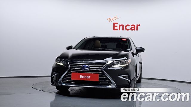 Lexus ES 2017 — photo 3