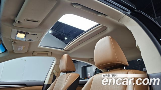 Lexus ES 2017 — photo 19