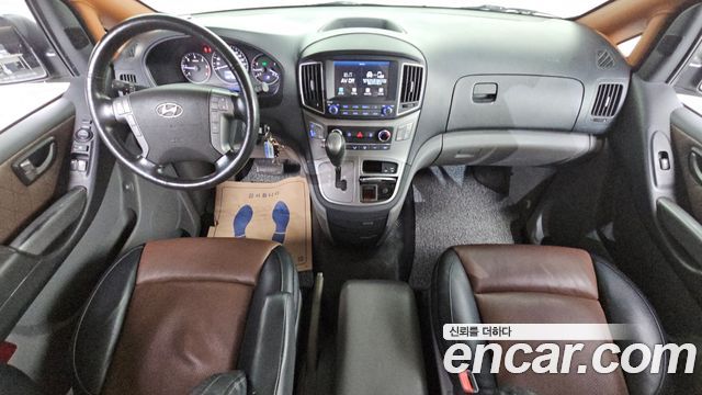 Hyundai Starex 2020 — photo 10
