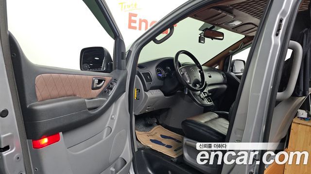 Hyundai Starex 2020 — photo 13