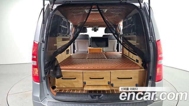Hyundai Starex 2020 — photo 28