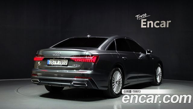 Audi A6 2021 — photo 2
