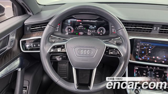 Audi A6 2021 — photo 18