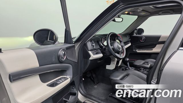 Mini Countryman 2019 — photo 13