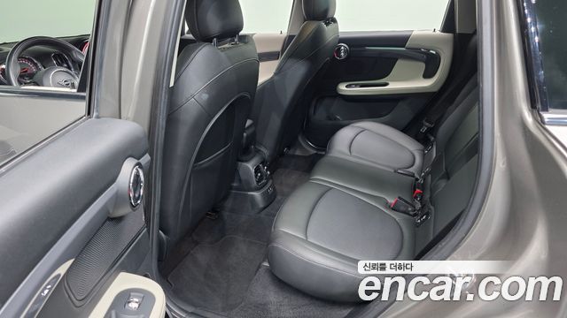 Mini Countryman 2019 — photo 18