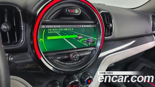 Mini Countryman 2019 — photo 22