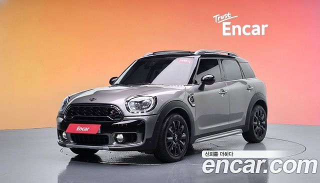 Mini Countryman 2019 — photo 1