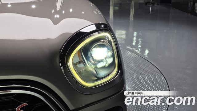 Mini Countryman 2019 — photo 8