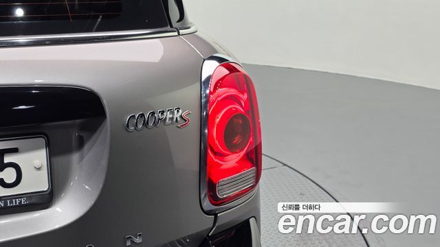 Mini Countryman 2019 — photo 9