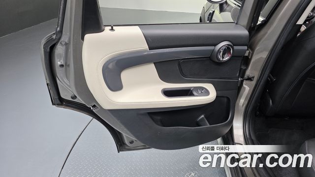 Mini Countryman 2019 — photo 15
