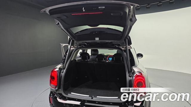 Mini Countryman 2019 — photo 33