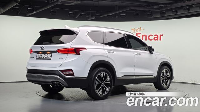 Hyundai Santafe 2019 — photo 2