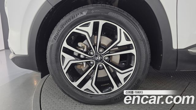 Hyundai Santafe 2019 — photo 5