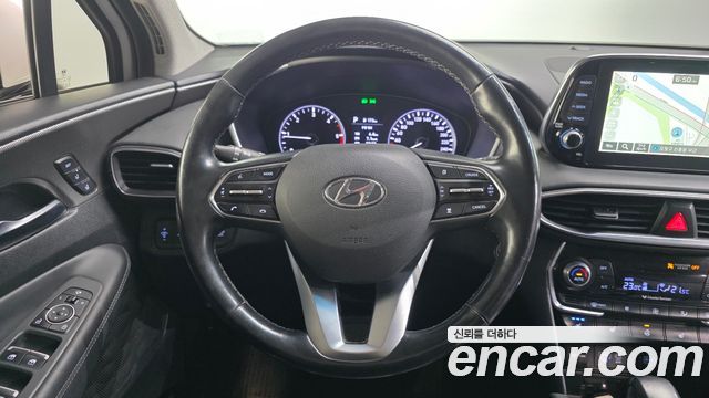Hyundai Santafe 2019 — photo 13