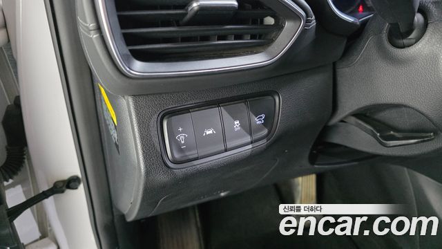 Hyundai Santafe 2019 — photo 16