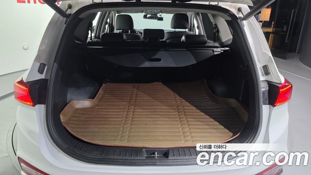 Hyundai Santafe 2019 — photo 20