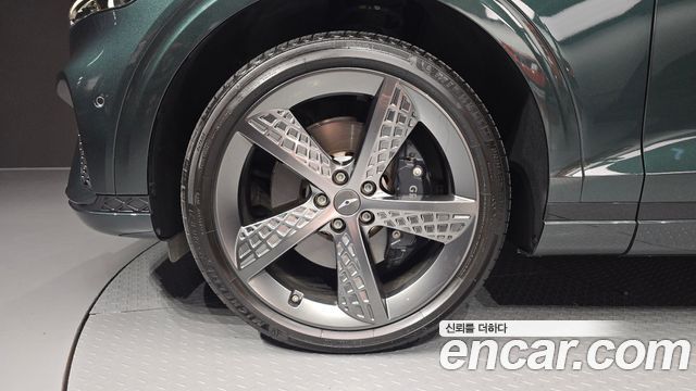 Genesis GV70 2023 — photo 5