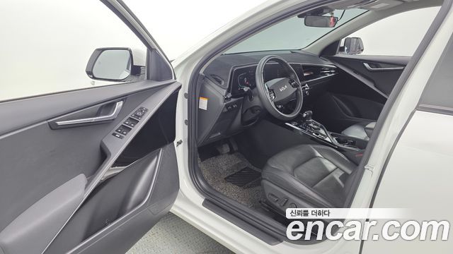 Kia Niro 2022 — photo 13
