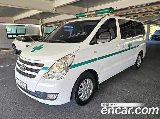 Hyundai Starex 2016 — photo 1