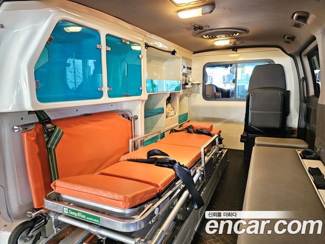 Hyundai Starex 2016 — photo 11