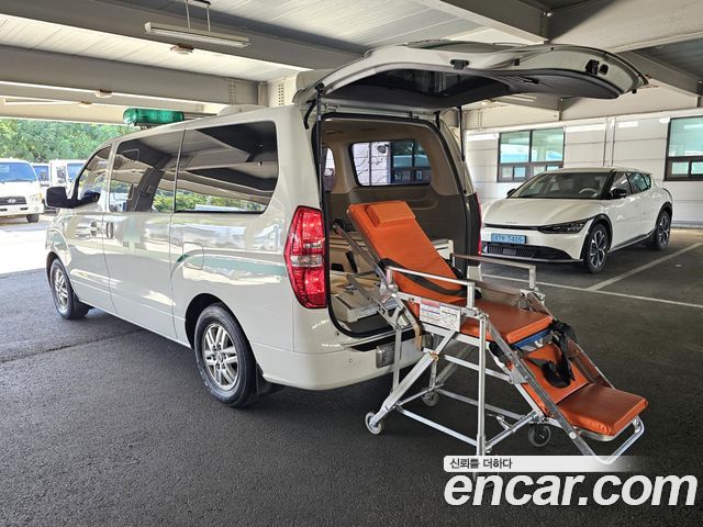 Hyundai Starex 2016 — photo 14