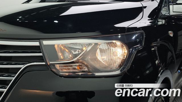 Hyundai Starex 2019 — photo 8