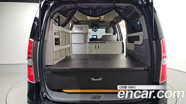 Hyundai Starex 2019 — photo 31