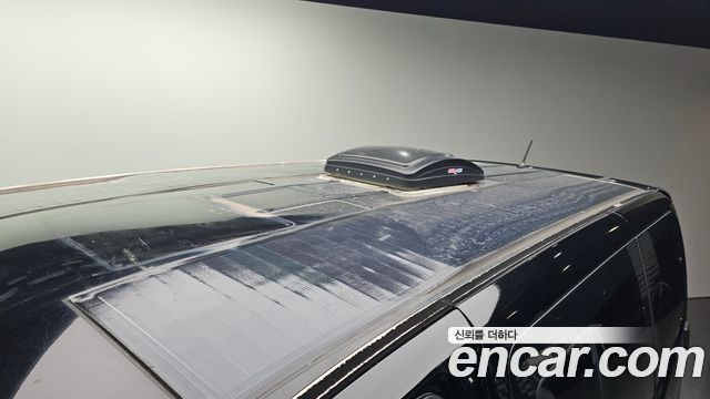 Hyundai Starex 2019 — photo 35