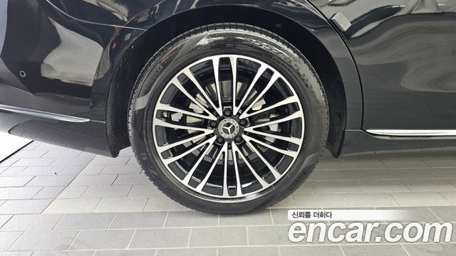 Mercedes-Benz S-Class 2022 — photo 5