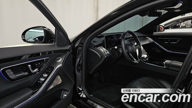 Mercedes-Benz S-Class 2022 — photo 13