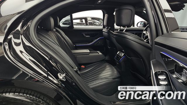 Mercedes-Benz S-Class 2022 — photo 18