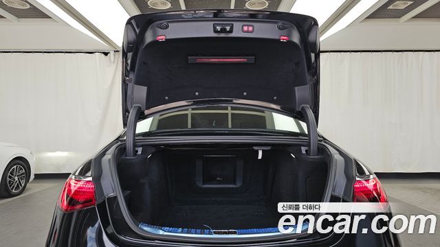 Mercedes-Benz S-Class 2022 — photo 26