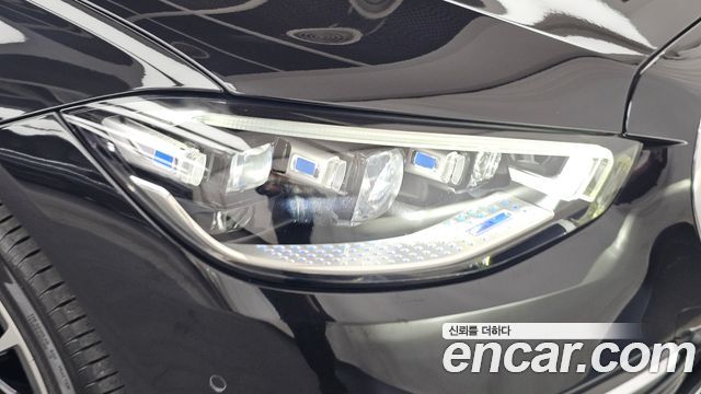 Mercedes-Benz S-Class 2022 — photo 8
