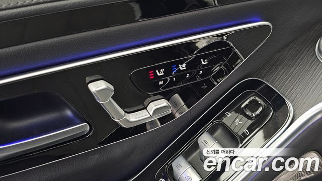 Mercedes-Benz S-Class 2022 — photo 16