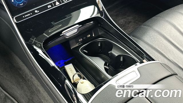 Mercedes-Benz S-Class 2022 — photo 31