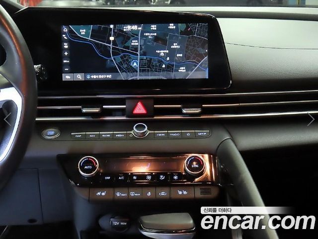 Hyundai AVANTE 2021 — photo 11