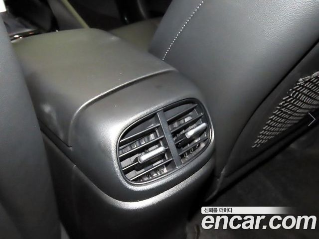 Hyundai AVANTE 2021 — photo 18