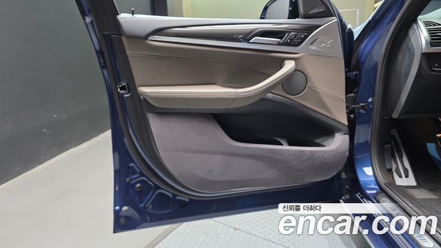 BMW X4M 2020 — photo 14