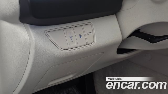 Genesis G70 2022 — photo 30