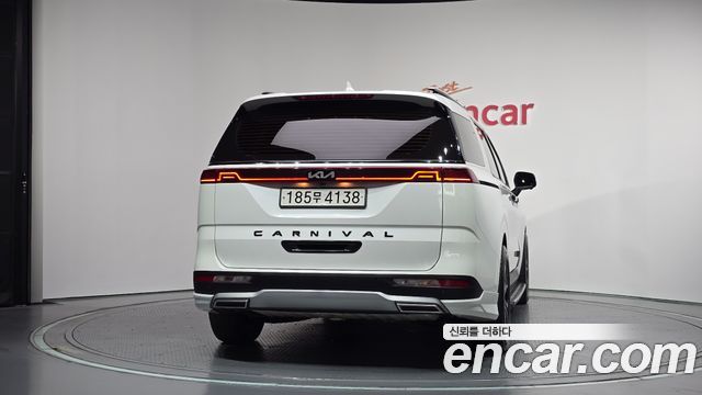 Kia Canival 2022 — photo 4