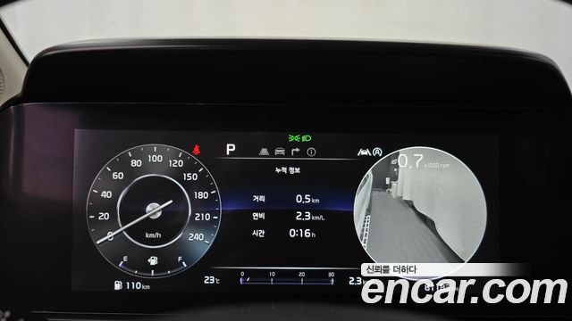 Kia Canival 2022 — photo 11