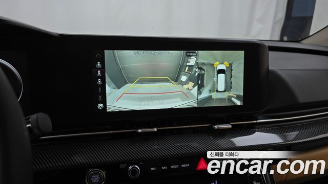 Kia Canival 2022 — photo 21