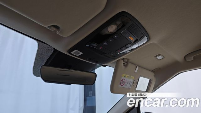 Kia Canival 2022 — photo 24