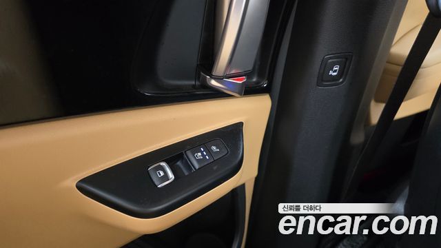Kia Canival 2022 — photo 25