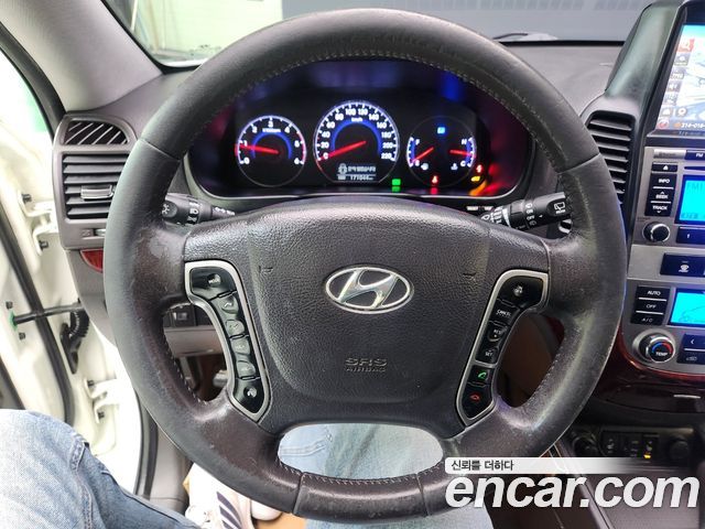 Hyundai Santafe 2011 — photo 16